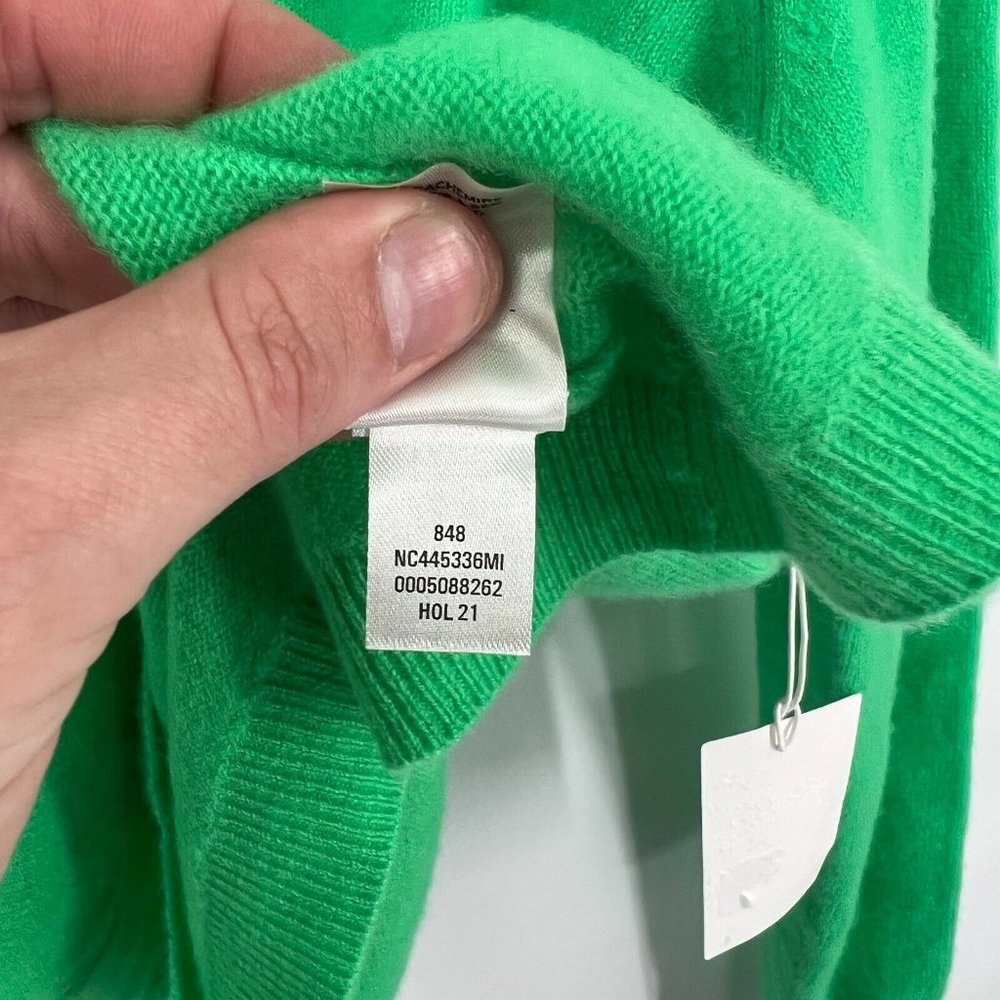 NWT Nordstrom 100% Cashmere Essential V-Neck Pullover Sweater Women's L Green - Picture 8 of 9